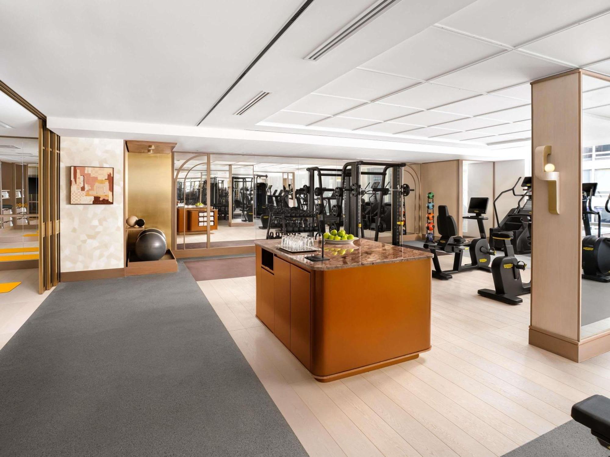 Sofitel Golden Mile Hotel