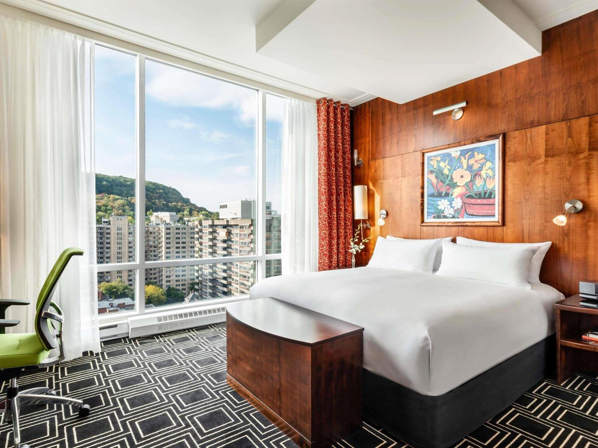 Sofitel Golden Mile Hotel